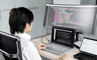崇左 api php源码,下载的php源码怎么运行呢？